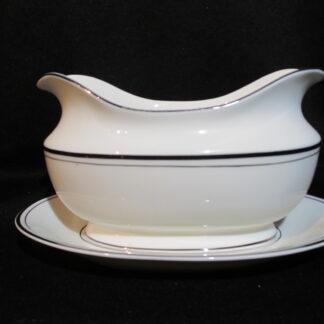Mikasa Classic Platinum L6202 Gravy Boat & Stand