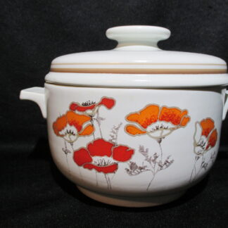 Royal Doulton Fieldflower LS1019 Covered Casserole - Medium