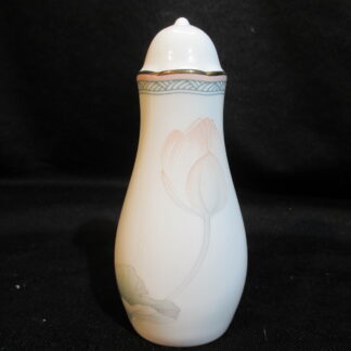 Noritake Garden Empress 9741 Shaker - 3 Hole Only