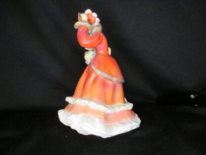 Royal Doulton Pretty Ladies Christmas Time HN2110 Figurine - Image 2
