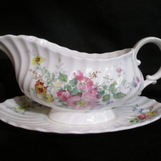 Royal Doulton Arcadia H4802 Gravy Boat & Stand - Green Backstamp