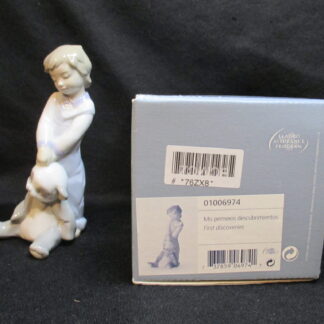 Lladro First Discoveries Figurine
