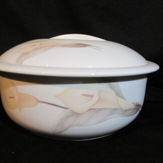 Mikasa New Spirit CL908 Covered Vegetable Bowl