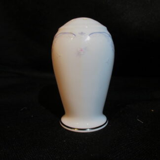 Noritake Sabetha 3805 Shaker - 6 Hole Only
