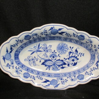 Hutschenreuther Blue Onion Regal Tray