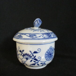 Hutschenreuther Blue Onion Covered Sugar