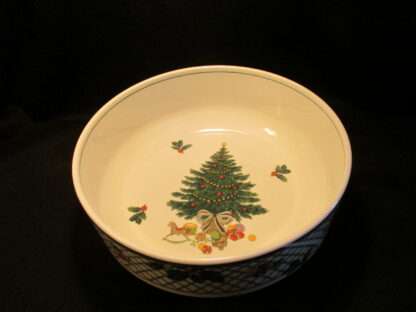 Mikasa Christmas Story CAB08 Salad Bowl