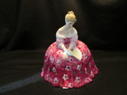 Royal Doulton Figurine Victoria HN2471