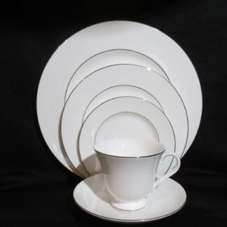 Wedgwood Signet Platinum 5 Piece Place Setting