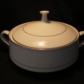Noritake Tahoe 2585 Covered Vegetable Bowl