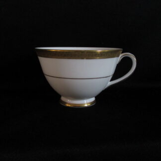Royal Doulton Royal Gold H4980 Teacup Only