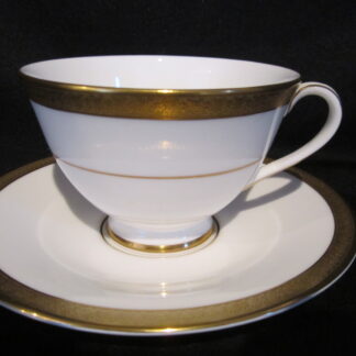 Royal Doulton Royal Gold H4980 Cup & Saucer