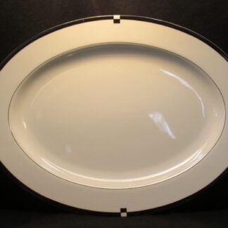 Mikasa Midnight L5542 Oval Platter - 15 Inch