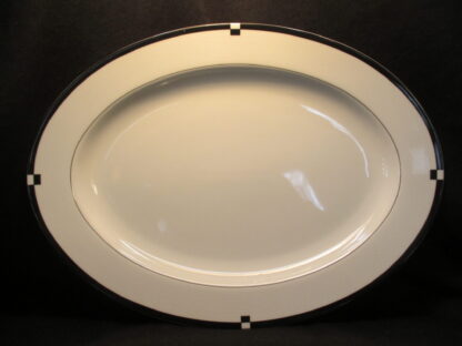 Mikasa Midnight L5542 Oval Platter - 15 Inch