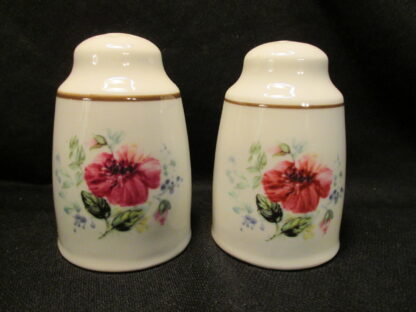 Royal Albert Rougefield Shaker - Salt & Pepper