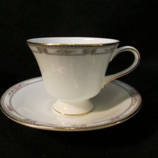 Wedgwood Colchester R4785 Cup & Saucer