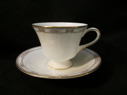 Wedgwood Colchester R4785 Cup & Saucer