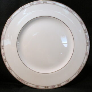 Wedgwood Colchester R4785 Dinner Plate