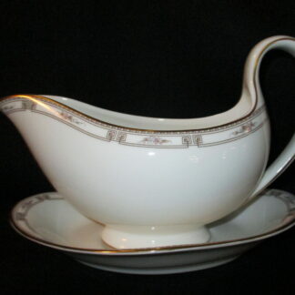 Wedgwood Colchester R4785 Gravy Boat & Stand