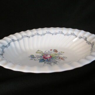 Royal Doulton The Chelsea Rose Oval Vegetable Bowl