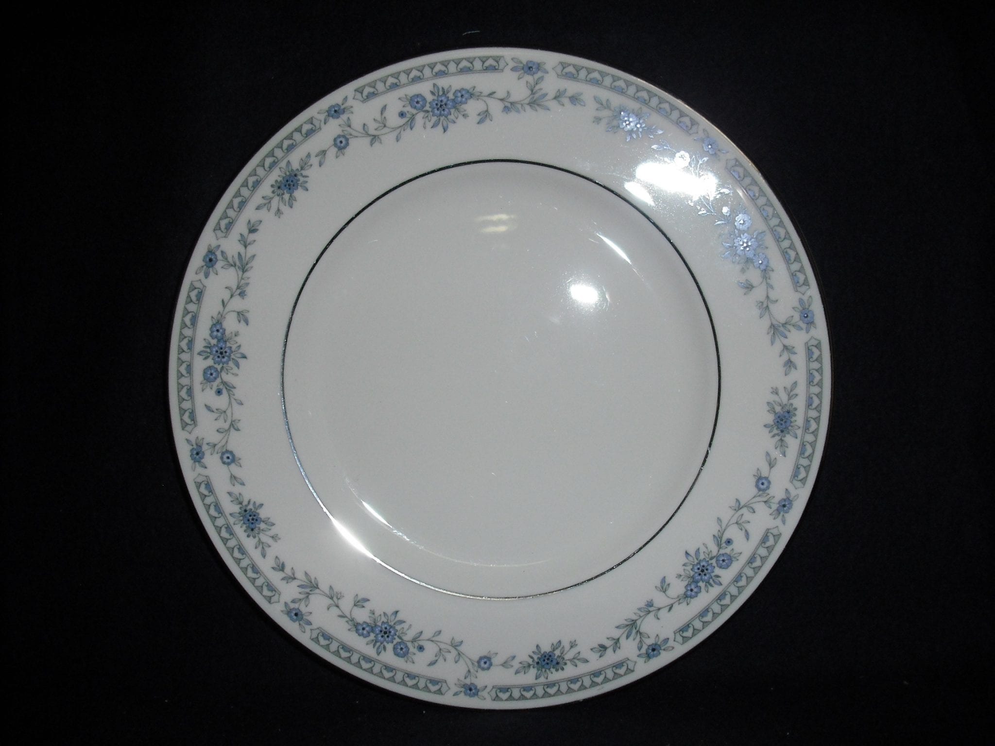 MINTON china BELLEMEADE pattern Salad Plate  8" 