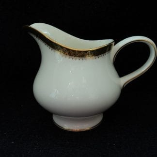 Wedgwood Chester R4446 Creamer
