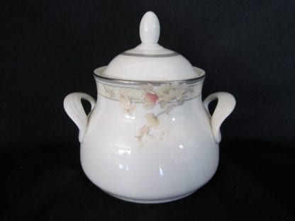 Royal Doulton Fascination TC1155 Covered Sugar 
