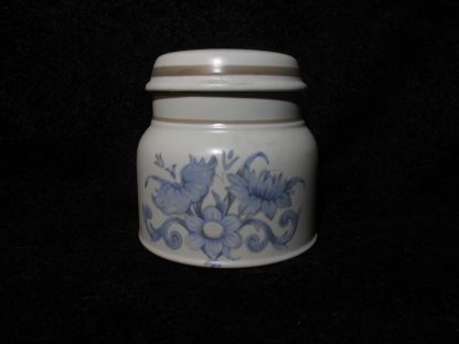 Royal Doulton Inspiration LS1016 Covered Sugar