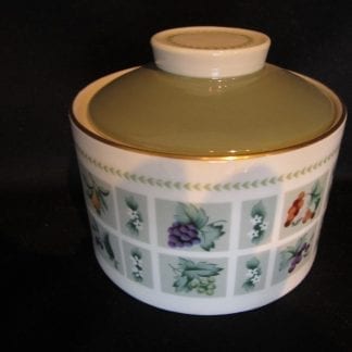 Royal Doulton Tapestry TC1024 Covered Sugar