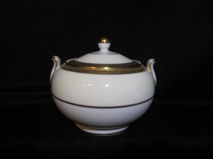 Wedgwood W4233 Covered Sugar