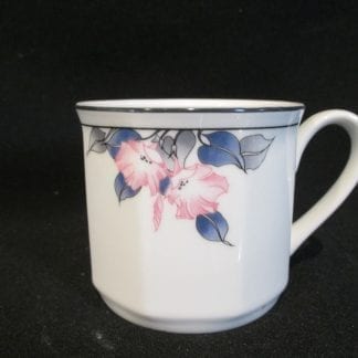 Royal Doulton Bloomsbury LS1082 Teacup Only