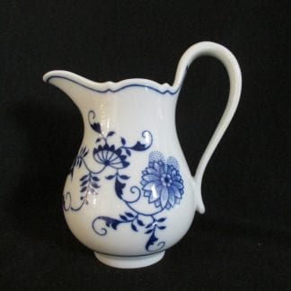 Hutschenreuther Blue Onion Creamer