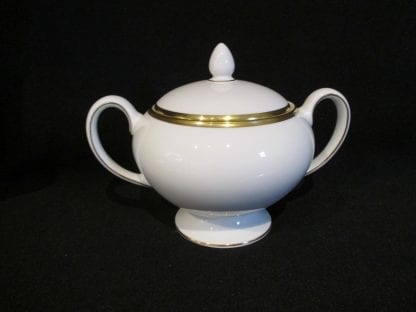 Wedgwood California W4377 Footed Covered Sugar