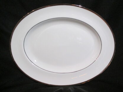 Wedgwood Carlyn W4302 Oval Platter - 13 inch