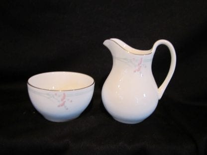 Royal Doulton Carnation H5084 AD Cream & Sugar