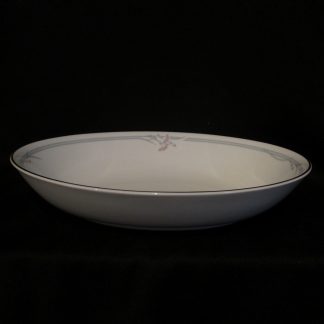Royal Doulton Carnation H5084 Oval Vegetable Bowl