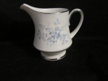 Noritake Carolyn 2693 Creamer