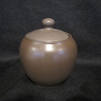 Noritake Colorwave Chocolate 8046 Covered Sugar  NEW