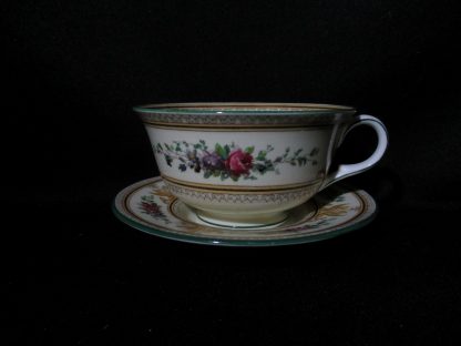 Wedgwood Columbia W726 Ivory Cup & Saucer - Image 2