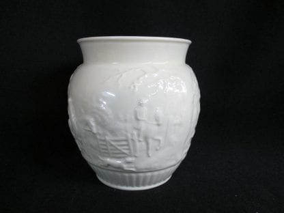 Wedgwood Devonshire Hunt Scenes Vase