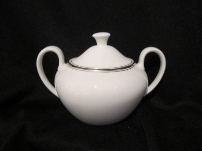 Wedgwood Doric Platinum W4212 Covered Sugar