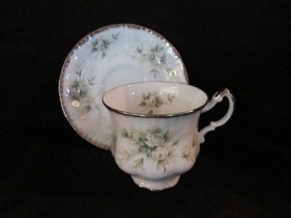 Paragon First Love - Elizabeth Cup & Saucer - Image 2