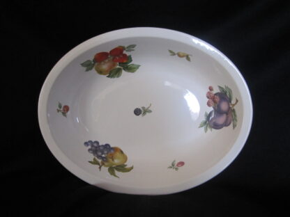 Wedgwood Fruit Sprays Oval Vegetable Bowl