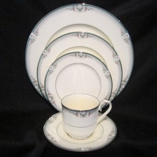 Noritake Lyndenwood 4707 5 Piece Place Setting