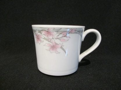 Royal Doulton Mayfair LS1052 Teacup Only