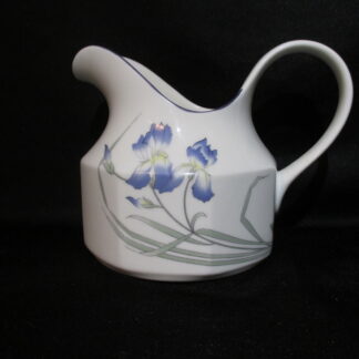Royal Doulton Minerva Gravy Boat Only