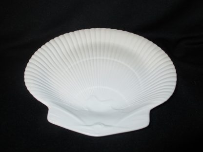 Wedgwood Moonstone Shell Plate