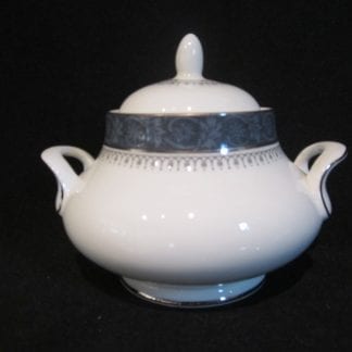 Royal Doulton Sherbrooke H5009 Covered Sugar