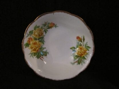 Royal Albert Yellow Tea Rose Round Vegetable Bowl
