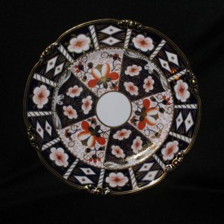 Royal Crown Derby Traditional Imari 2451 Acorn Dinner Plate